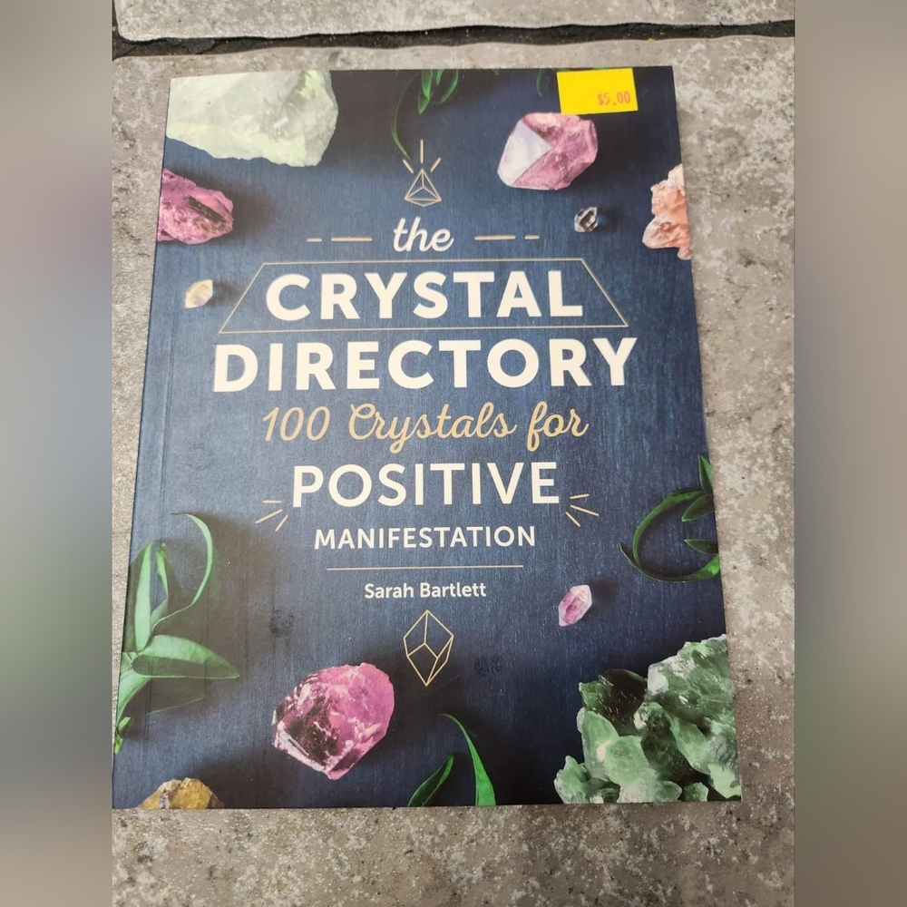 Crystal 🔮 Books - Picture 3 of 3